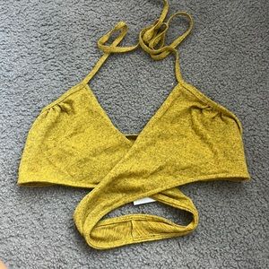 Brand new wrap top from Cider. Color : mustard yellow Size: Small